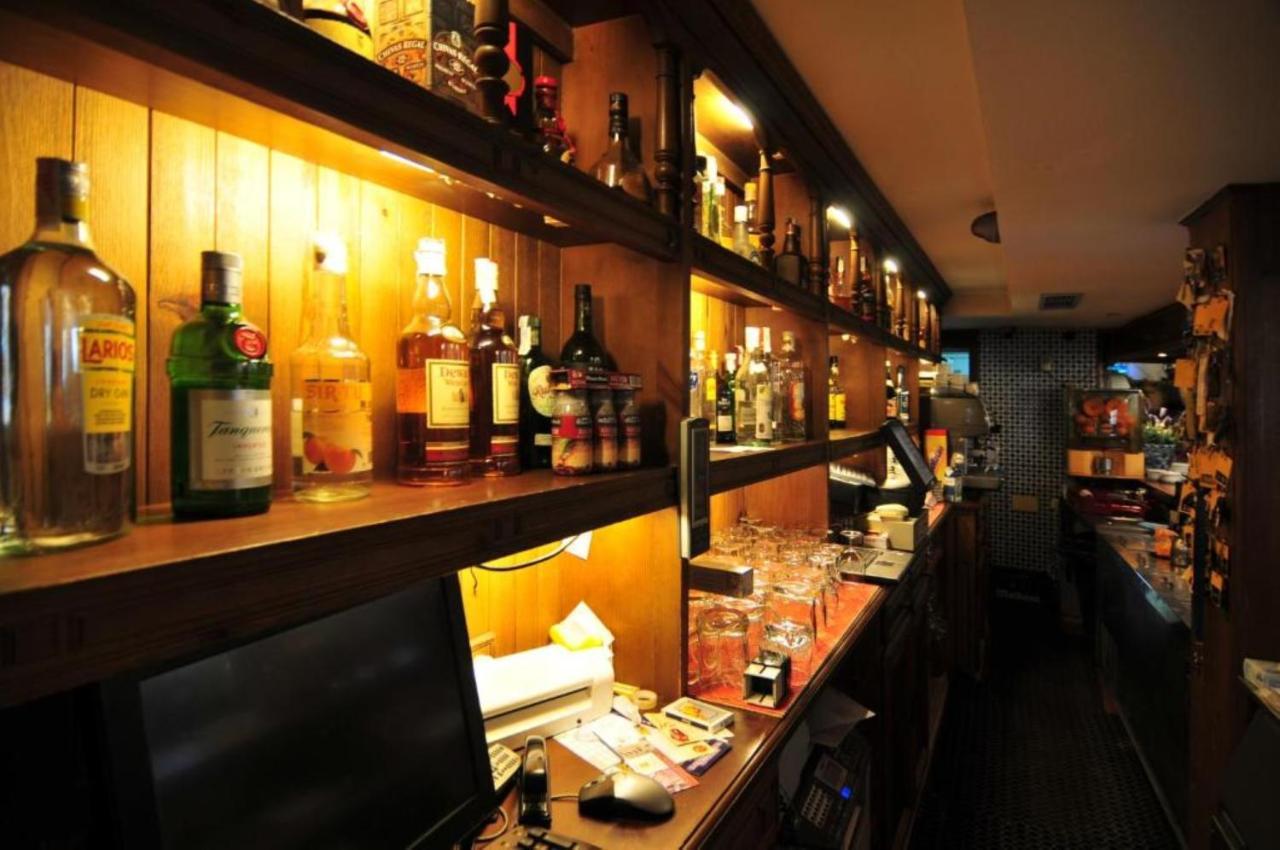 Hostal 산토 도밍고 드 실로스 외부 사진